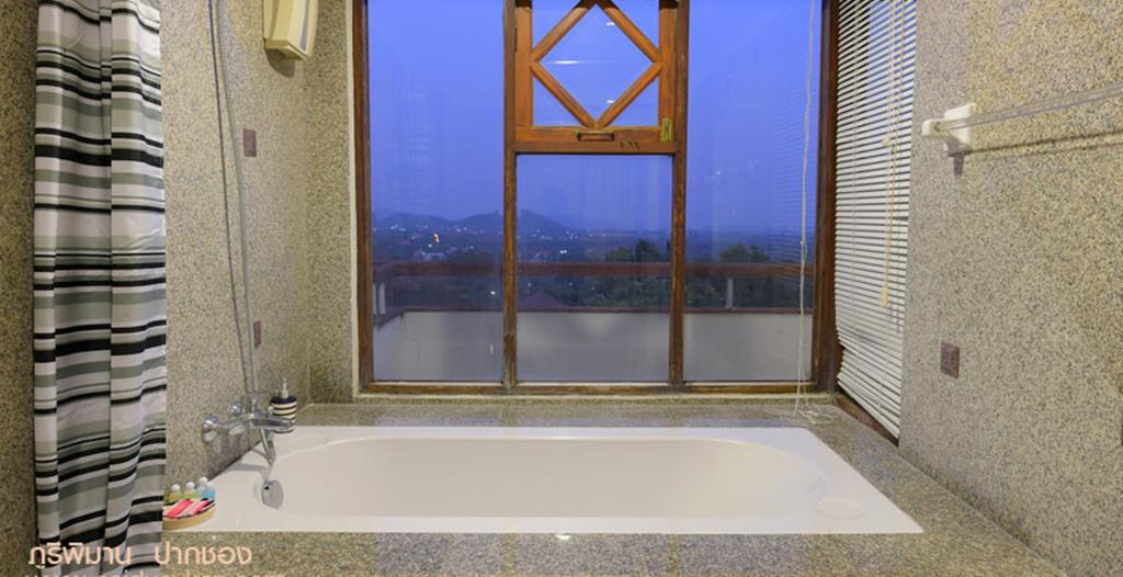 Phuripimarn Penthouse Pak Chong Exterior foto